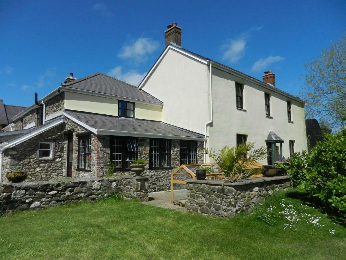 Cilwen Country House Bed And Breakfast Abernant Extérieur photo