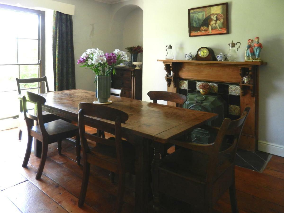Cilwen Country House Bed And Breakfast Abernant Extérieur photo